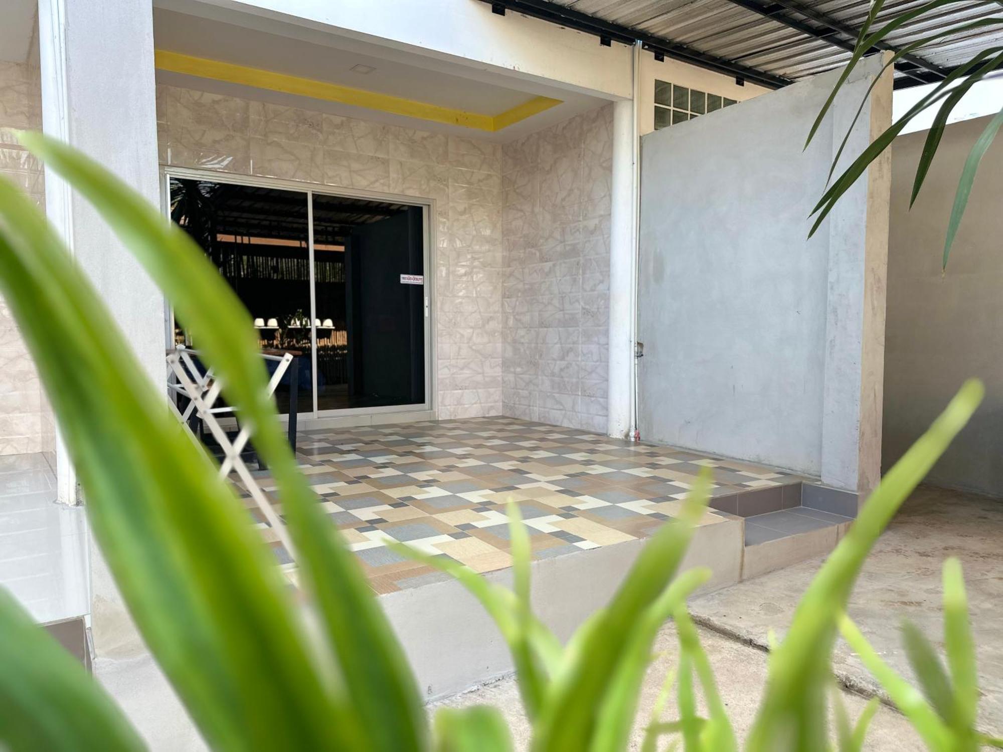 Jingle Bells Resort Koh Larn Ngoại thất bức ảnh