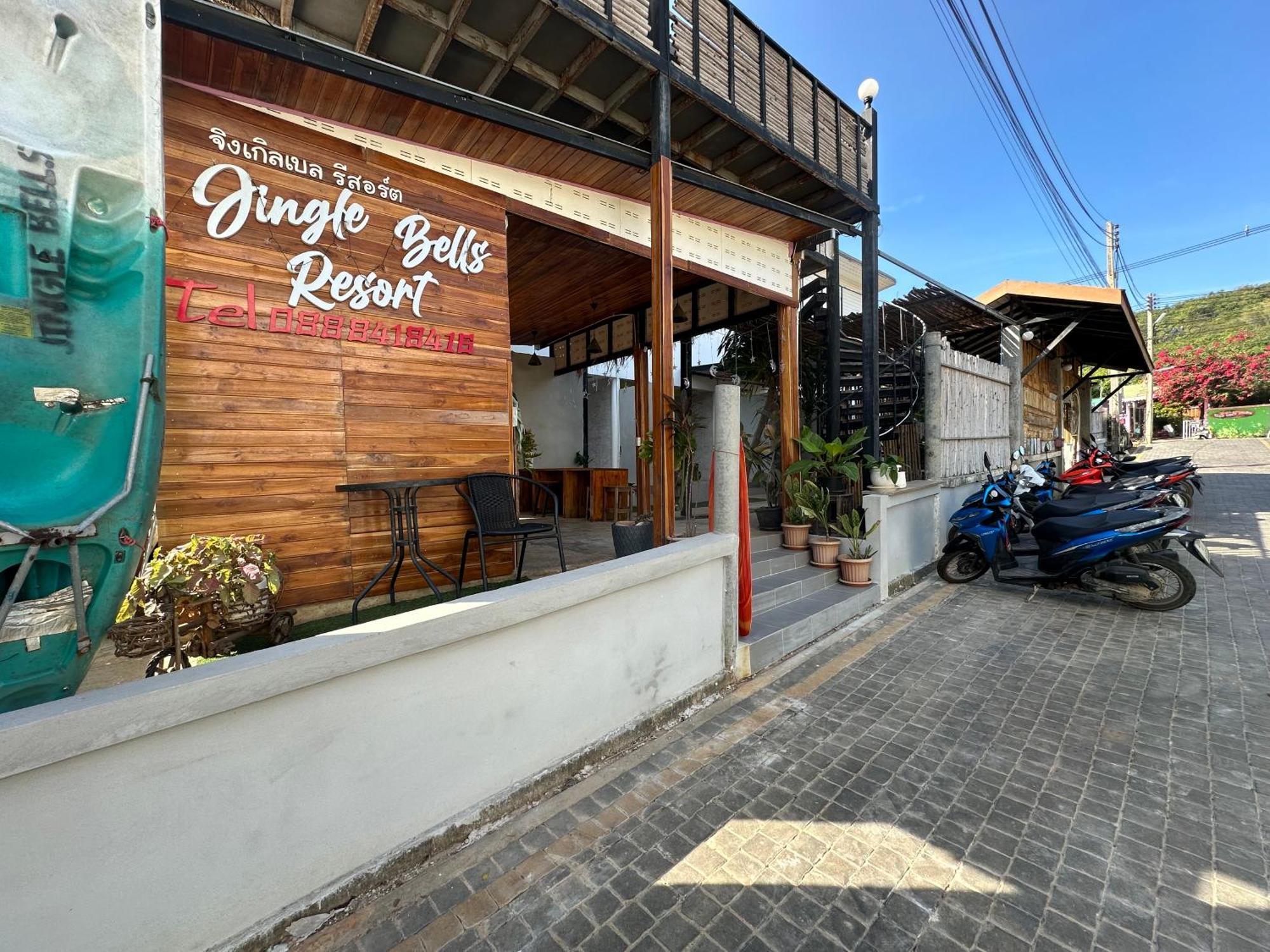 Jingle Bells Resort Koh Larn Ngoại thất bức ảnh