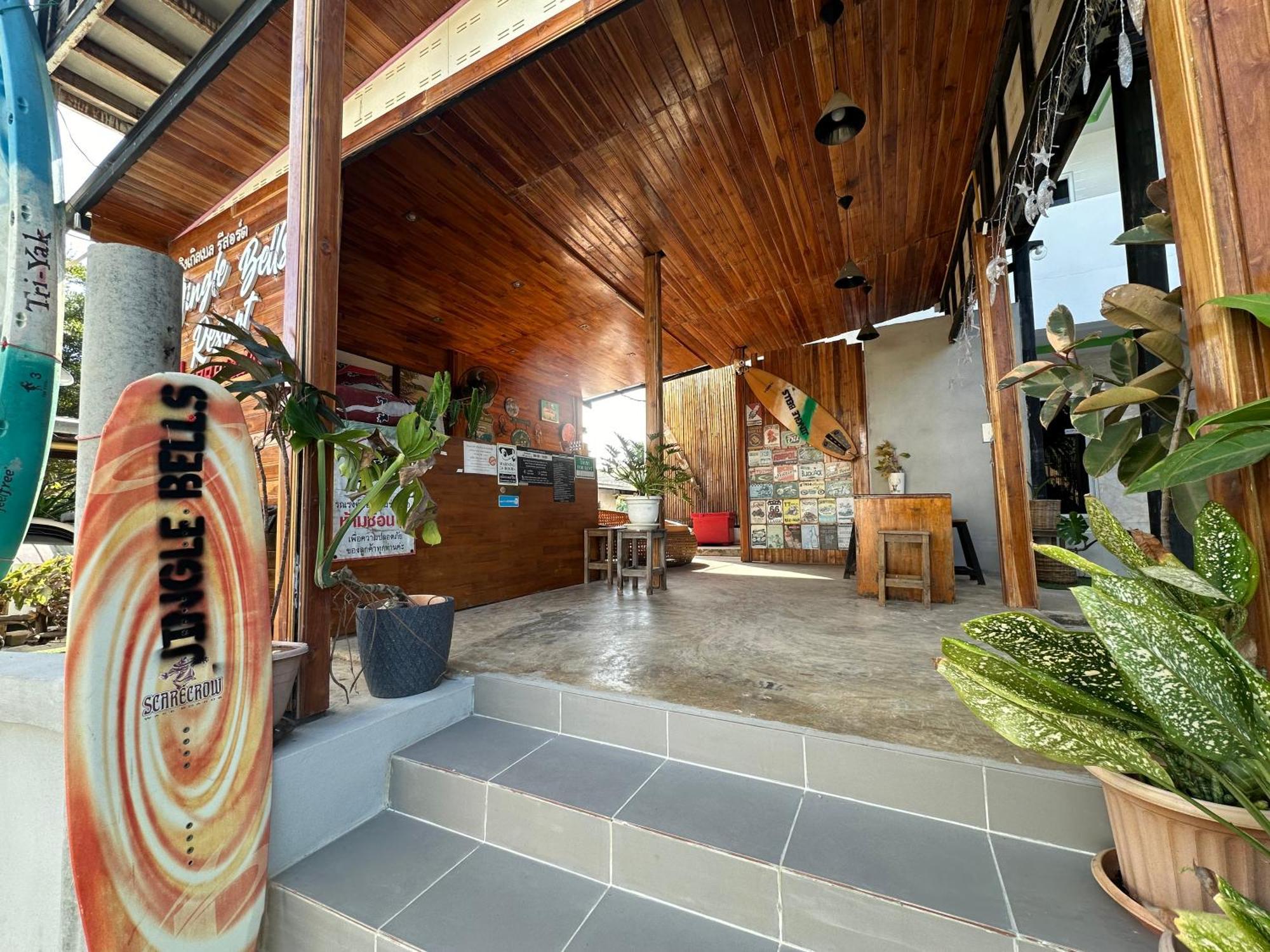 Jingle Bells Resort Koh Larn Ngoại thất bức ảnh