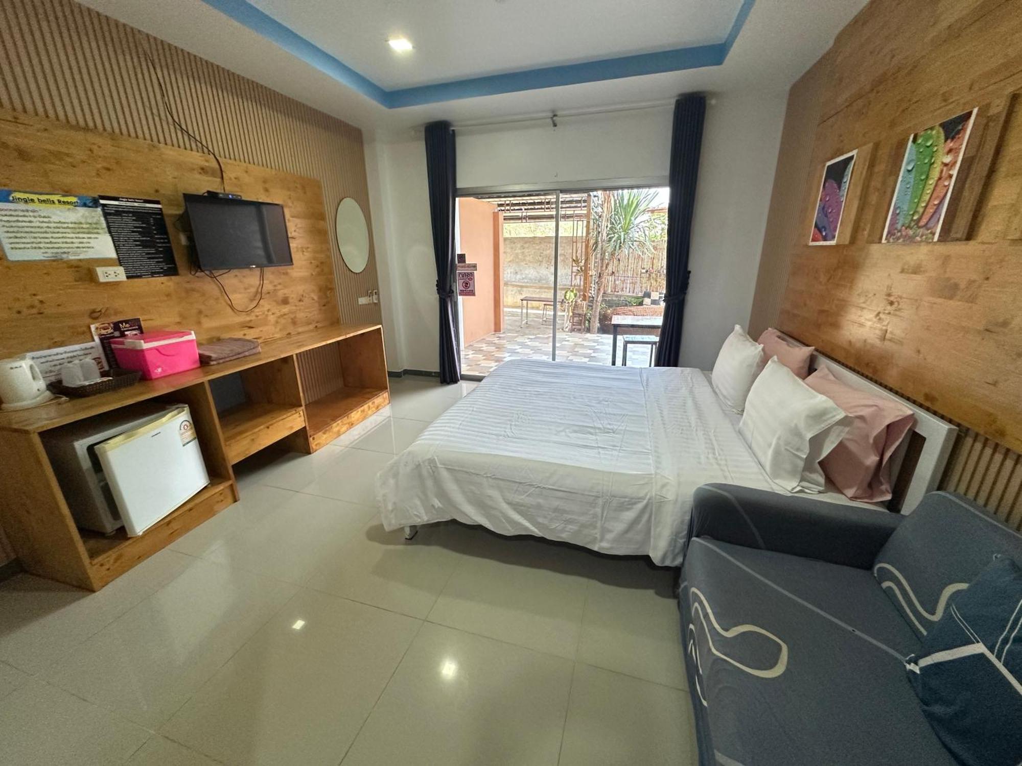 Jingle Bells Resort Koh Larn Ngoại thất bức ảnh